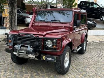 DEFENDER