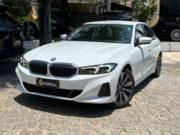 320i