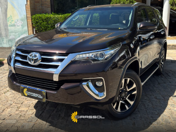 HILUX SW4