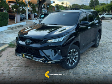 HILUX SW4