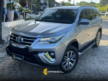 HILUX SW4