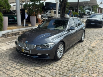 320i